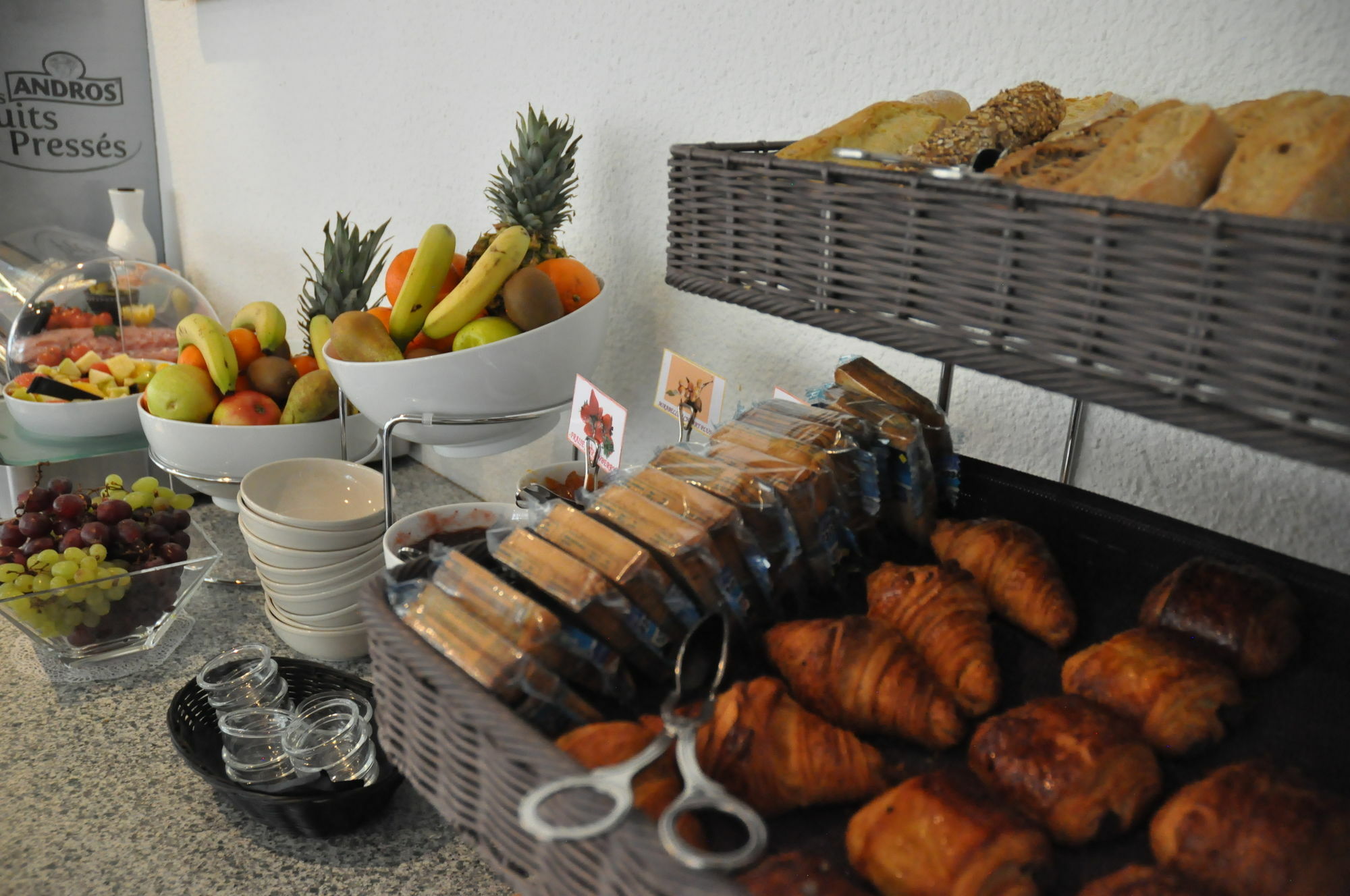 Enzo Hotels Diane - Logis Amneville Bagian luar foto